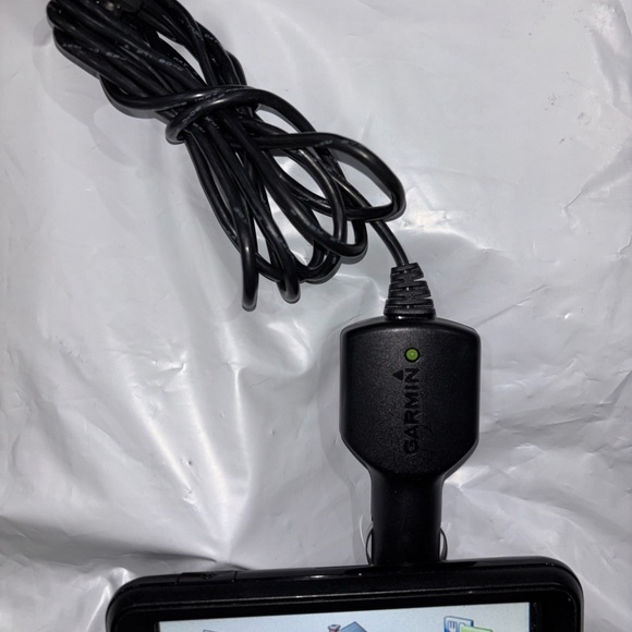 GPS Garmin Nuvi 40LM 4.3" Display 2024 North America Maps Tested works 100% - Picture 2 of 4